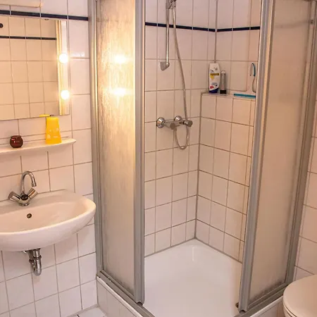 ファームステイ Wiemannshof 25191 *